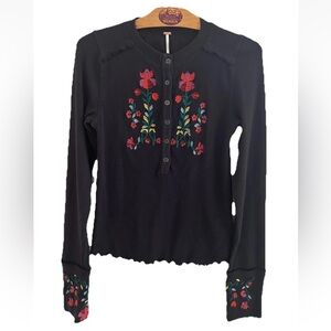 Free People Fleur Multicolored Embroidered Cuff Black Henley Top NWT Size Small